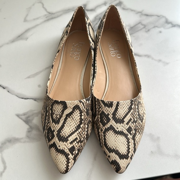 Pre owned/ Franco Sarto Snakeskin Patterned Women's Flats - Picture 15 of 15